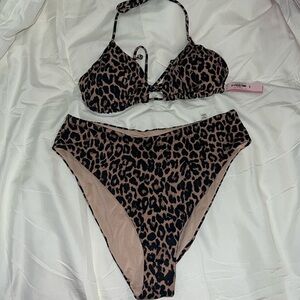 Victoria’s Secret Bikini Set